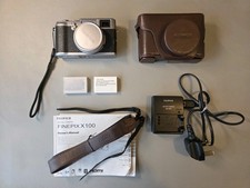 Fujifilm FinePix X Series X100 12.0MP Camera & Fuji Case/Strap,