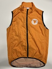 Lightweight cycling gillet