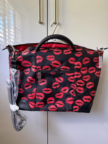 Lulu guinness lip blot - guinness,