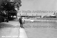 nuu-104 The Pier, Rock Ferry, Birkenhead, Wirral, Cheshire. Photo