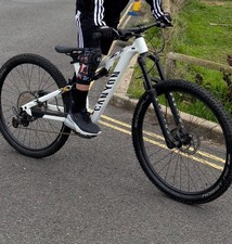 Canyon neuron youth STOLEN Bristol