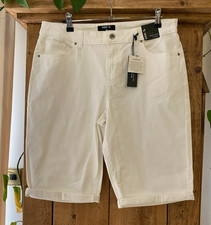 TU WOMENS OFF WHITE BERMUDA