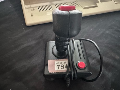 Amiga atari commodore black - /atari,