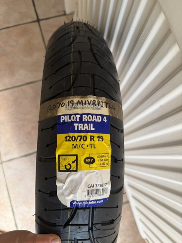 Michelin pilot road - 4, trail