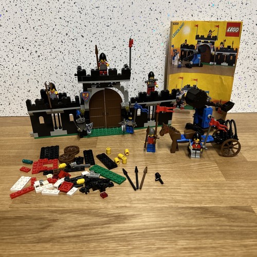 Lego 6059 knight stronghold - lego,