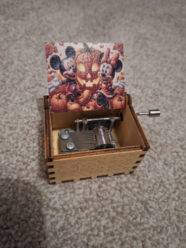 Small music box disney - small,