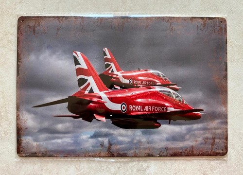 Red arrows royal - red, force