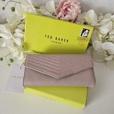 Ted BAKER Kkattie Quilted Flap