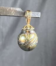 ✨Beautiful 14K Yellow Gold Hand Carved Orchid Flower Tahitian Pearl Pendant ✨
