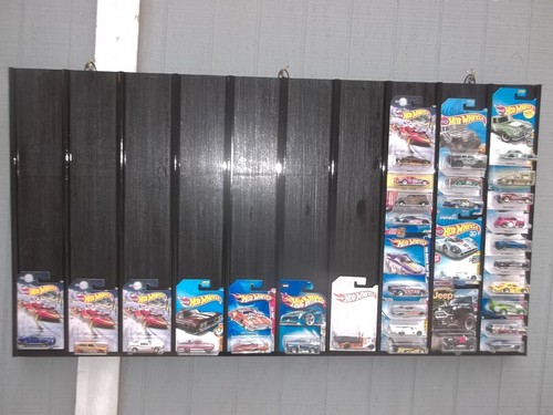 Display for die - display,