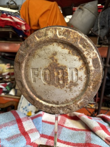Vintage american ford - american, hub