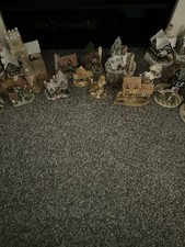 Bundle of Lilliput Lane and David Winter Cottages and Houses Job Lot