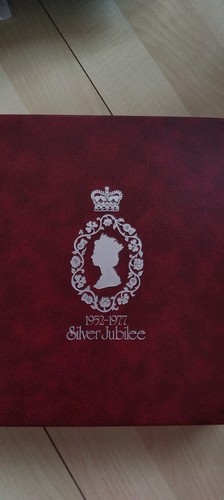 Queen elizabeth silver - elizabeth,