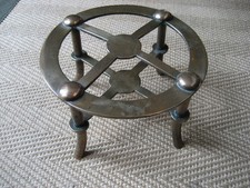 Antique Arts & Crafts style Brass Fire or Hob Trivet – Unusual Kitchenalia