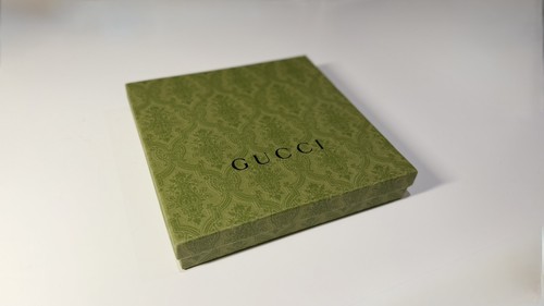 100 auth gucci square - gucci,