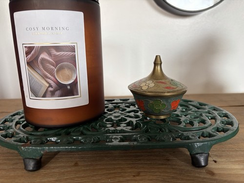 Vintage lidded brass trinket - vintage,