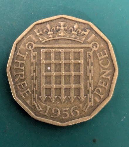 Threepence elizabeth brass - threepence-elizabeth, ii-brass