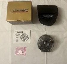 Pflueger Trion 1912 Salmon Fly