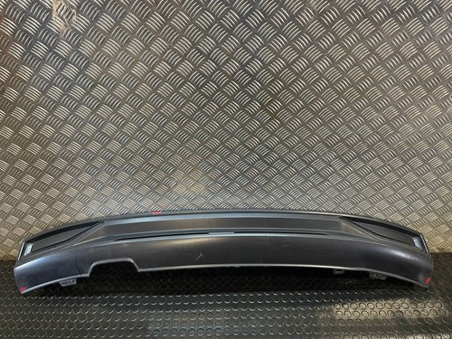 Genuine audi line - a1, rear