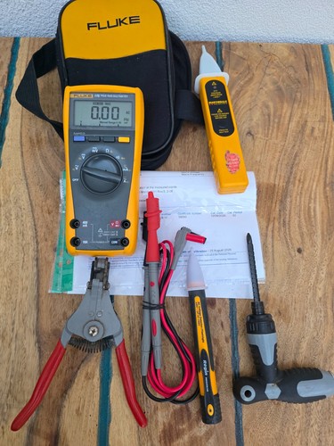 Fluke 175 1000v true rms - 1000v,
