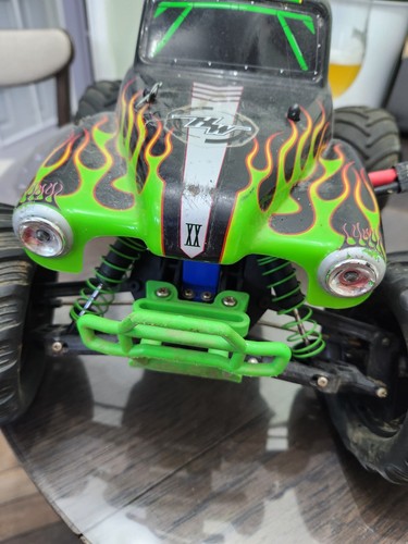 Traxxas gravedigger 10 - traxxas,