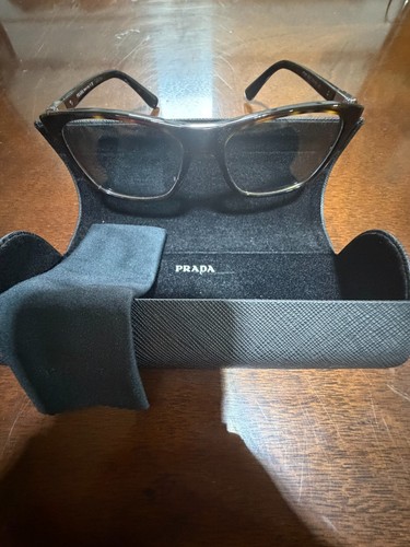 Authentic prada vpr 05s - authentic,