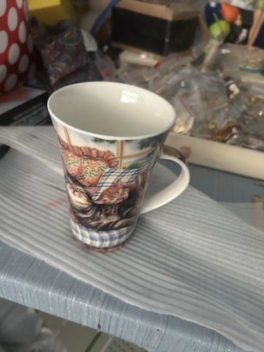 Leonardo cat mug - cat,
