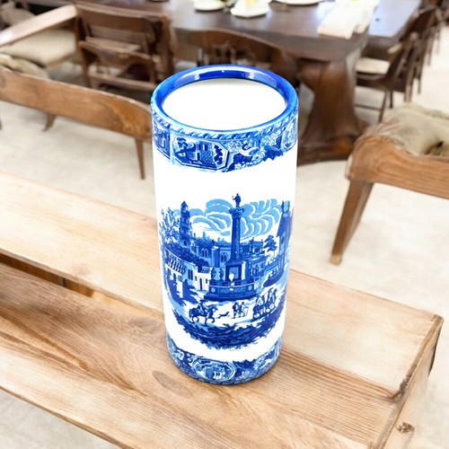 Blue white ceramic - blue, round