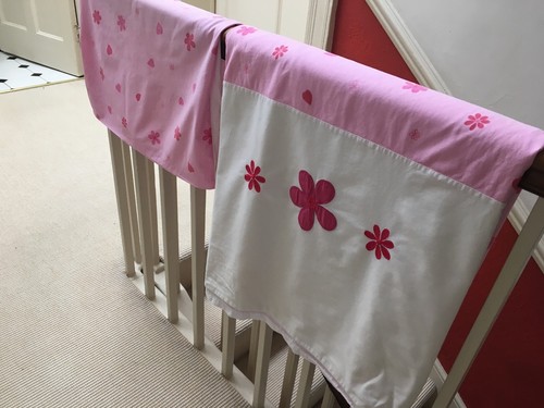 Laura ashley single - laura,