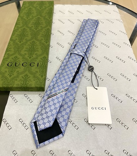 Gucci men light bluegg - gucci,