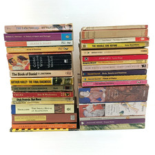 31x Vintage Penguin Pan Fontana Oxford Mixed Genre Orange Decor Book Bundle