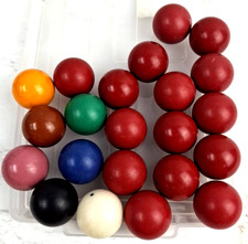 4cm/1.5” Small Snooker Pool Billiard Balls Extra Balls White & Black Chalk J1334