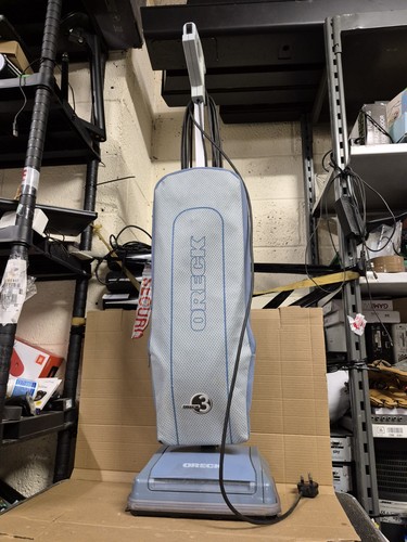 Oreck upright vacuum cleaner - vacuum,