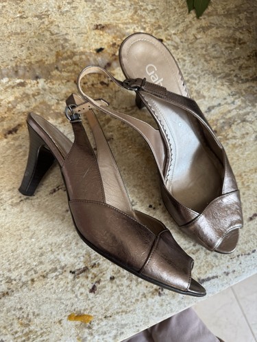 Gabor dark metallic - old, gold