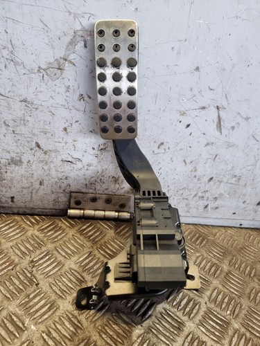 Mercedes cla 180 throttle - cla,