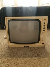 Ferguson TX Model No 37140 Portable Colour 14in TV