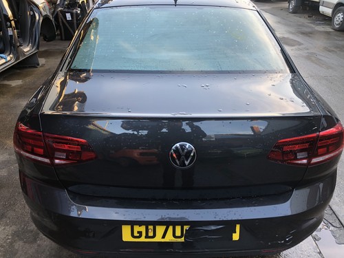 Volkswagen passat saloon - volkswagen,