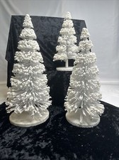 Set Flocked Christmas Trees