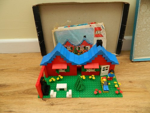 Lego town 376 house - lego,