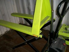 electric high lift pallet truck Hardly been used £1200.00 + Vat £1440.00