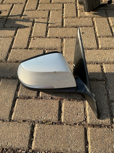 Bmw 116i series f20 - 116i,