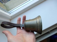 HAND BELL  HAND RINGING BELL AUTHENTIC VICTORIAN GREAT PATINATION 20 CM TALL 