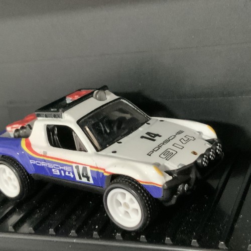 Hot wheels premium - wheels, culture