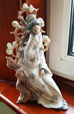 BOXED LLADRO FIGURINE No 4807