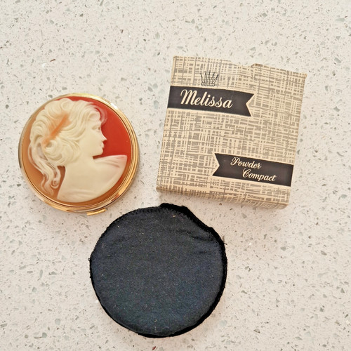 Vintage melissa powder compact - powder,