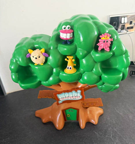 Moshi monsters tree house - moshi,
