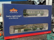 Bachmann Derby Lightweight DMU BR Green with Yellow Warning Panel