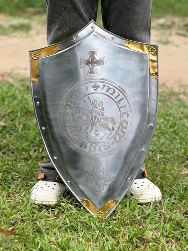 Heater knight cross - , shield