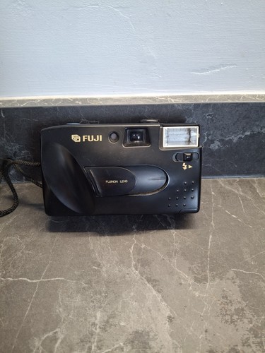 Fuji 35mm point and shoot - point,
