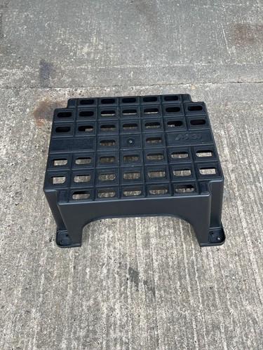 Mgi plastic solid single - mgi, "solid"